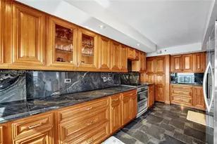 1201 S Ocean Dr, Hollywood, FL 33019 - Photo 24