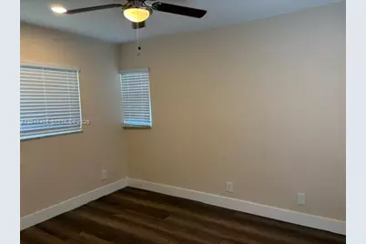 206 NE 1st Ct #1 South, Dania Beach, FL 33004 - Photo 10
