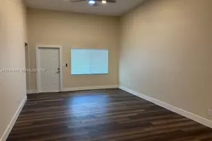 206 NE 1st Ct, Dania Beach, FL 33004 - Photo 4
