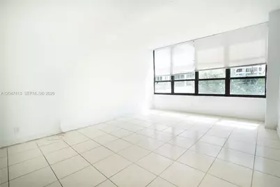 600 Three Islands Blvd #316, Hallandale Beach, FL 33009 - Photo 8