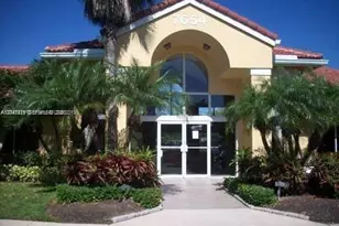 7630 Westwood Dr, Tamarac, FL 33321 - Photo 2