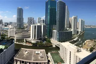 55 SE 6th St, Miami, FL 33131 - Photo 14