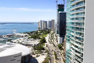 900 Biscayne Blvd #4205, Miami, FL 33132 - Photo 14