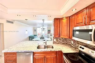 500 NE 12th Ave, Hallandale Beach, FL 33009 - Photo 6