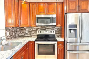 500 NE 12th Ave, Hallandale Beach, FL 33009 - Photo 4