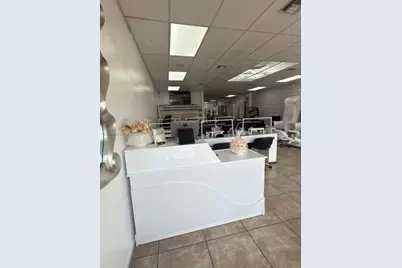 10900 W Flagler St, Sweetwater, FL 33174 - Photo 2