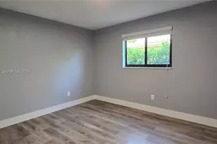 50 W 28th St, Hialeah, FL 33010 - Photo 14