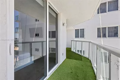 2457 Collins Ave #406, Miami Beach, FL 33140 - Photo 16