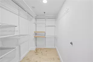 2457 Collins Ave, Miami Beach, FL 33140 - Photo 14