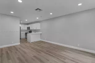 10373 NW 35th St, Coral Springs, FL 33065 - Photo 6