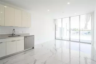 8425 Crespi Blvd, Miami Beach, FL 33141 - Photo 2
