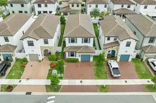 3538 W 108th St, Hialeah, FL 33018 - Photo 2