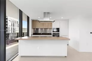 1000 Brickell Plaza, Miami, FL 33131 - Photo 12