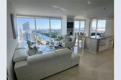 4775 Collins Ave #2305, Miami Beach, FL 33140 - Photo 4