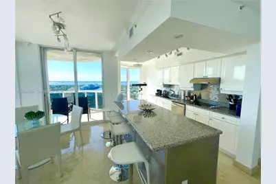 4775 Collins Ave #2305, Miami Beach, FL 33140 - Photo 8