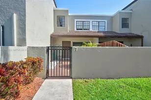 10505 SW 153rd Ct, Miami, FL 33196 - Photo 1