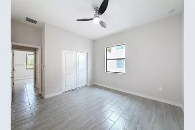 402 NW 41st St #402, Oakland Park, FL 33309 - Photo 12