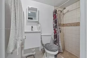 7850 W 16th Ave, Hialeah, FL 33014 - Photo 20
