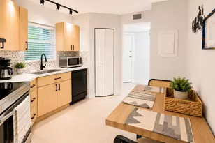 6655 W Broward Blvd, Plantation, FL 33317 - Photo 8