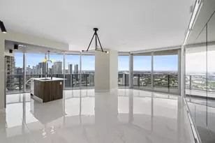 488 NE 18th St, Miami, FL 33132 - Photo 2