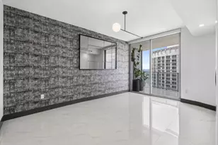 488 NE 18th St, Miami, FL 33132 - Photo 16