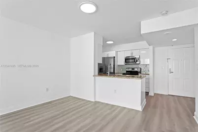 1155 Brickell Bay Dr #2206, Miami, FL 33131 - Photo 12