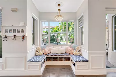 375 SW 16th St, Boca Raton, FL 33432 - Photo 12
