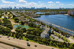 1101 NE 191st St, Miami, FL 33179 - Photo 20