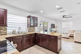 9840 SW 3rd St, Miami, FL 33174 - Photo 14