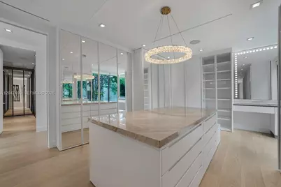 9720 W Broadview Dr, Bay Harbor Islands, FL 33154 - Photo 36