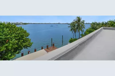 9720 W Broadview Dr, Bay Harbor Islands, FL 33154 - Photo 64