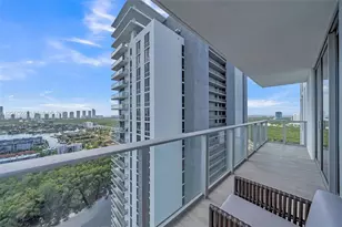 16385 Biscayne Blvd, North Miami Beach, FL 33160 - Photo 4