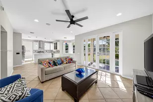 1325 Chenille Cir, Weston, FL 33327 - Photo 10