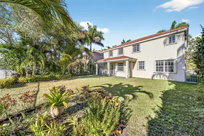 1325 Chenille Cir, Weston, FL 33327 - Photo 20