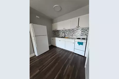 15 Esplanade Dr #B, Miami Springs, FL 33166 - Photo 1
