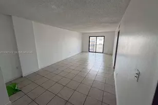 6950 W 6th Ave, Hialeah, FL 33014 - Photo 4
