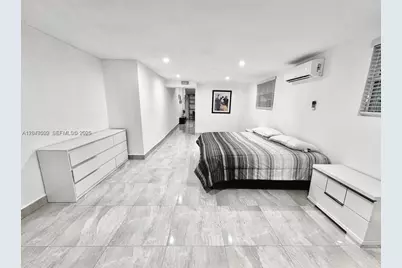 947 NE 149th St #0, Miami, FL 33161 - Photo 20