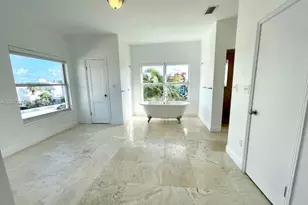 4035 N Meridian Ave, Miami Beach, FL 33140 - Photo 12