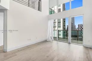 41 SE 5th St, Miami, FL 33131 - Photo 8