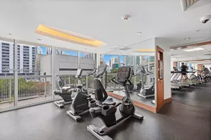 41 SE 5th St, Miami, FL 33131 - Photo 30