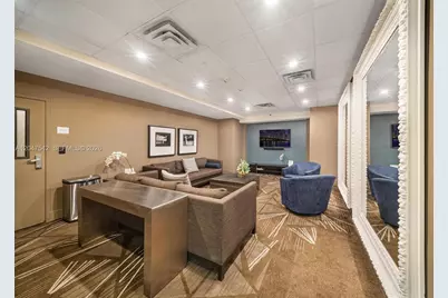 5701 Collins Ave #1415, Miami Beach, FL 33140 - Photo 30