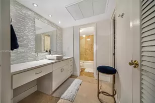 5701 Collins Ave, Miami Beach, FL 33140 - Photo 12