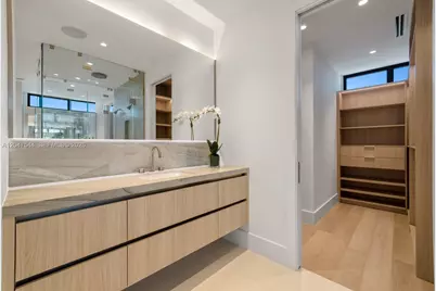 1099 NE 4th Ave, Boca Raton, FL 33432 - Photo 52