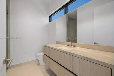 1099 NE 4th Ave, Boca Raton, FL 33432 - Photo 64