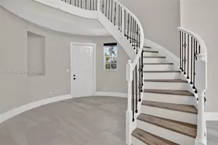 12410 SW 1st St, Plantation, FL 33325 - Photo 6