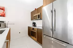 488 NE 18th St, Miami, FL 33132 - Photo 8