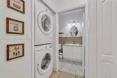 17820 NW 73rd Ave #103-1, Hialeah, FL 33015 - Photo 22