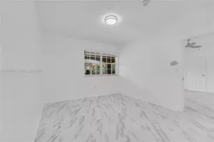 215 SW 117th Terrace, Pembroke Pines, FL 33025 - Photo 20