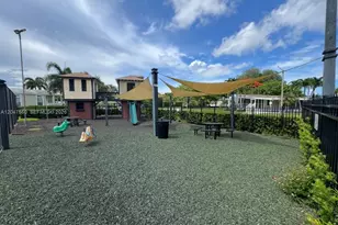 1196 SW 112th Way, Davie, FL 33325 - Photo 24