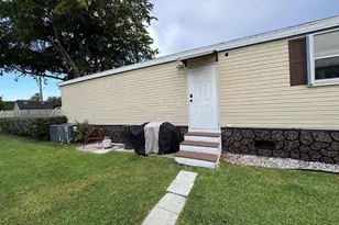 1196 SW 112th Way, Davie, FL 33325 - Photo 6